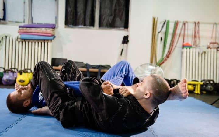practicarea Flying Armbar | Jiu Jitsu Legacy